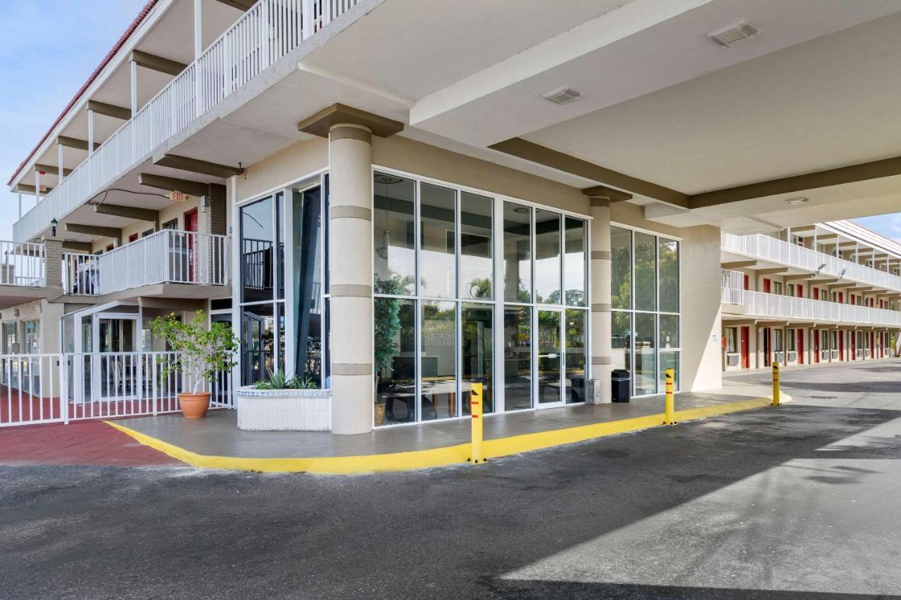 Rodeway Inn Clearwater-Largo Kültér fotó