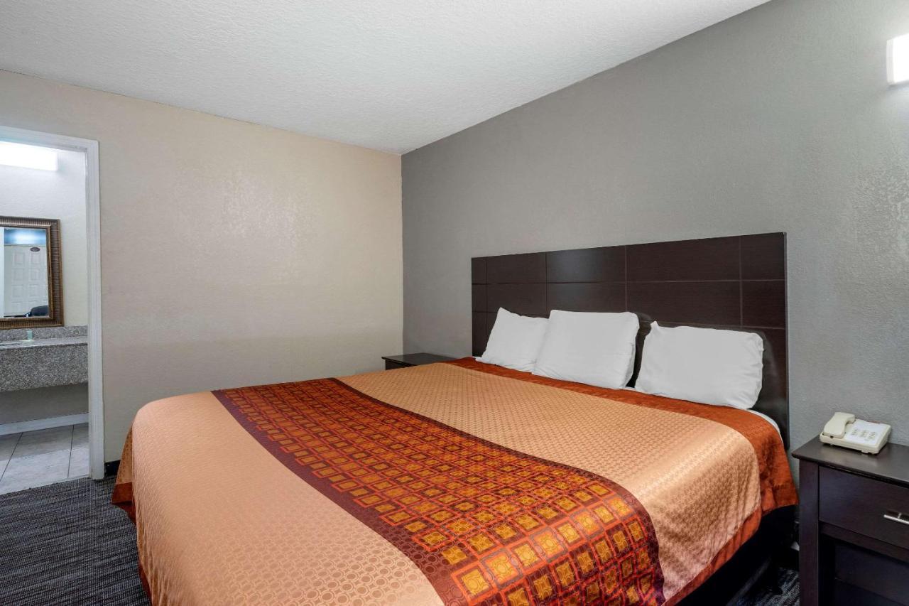 Rodeway Inn Clearwater-Largo Kültér fotó